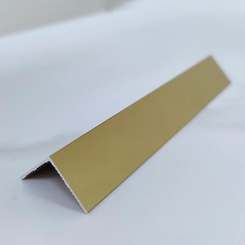 90° வலது கோண டிரிம்